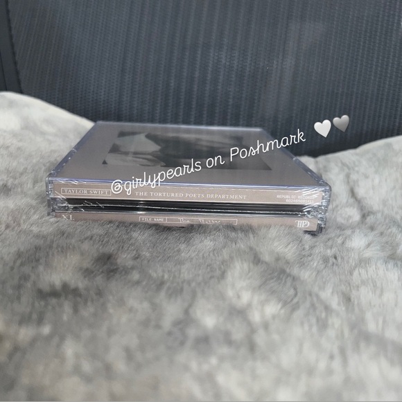 Taylor Swift The Tortured Poets Department CD Collector's Edition Deluxe NEW - Picture 6 of 8